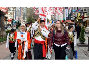 Eskişehir'de "Uluslararası 23 Nisan Çocuk Halk Dansları Festivali" Başladı