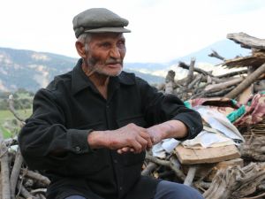 Denizli'de Yaşlı Çift Gasbedildi