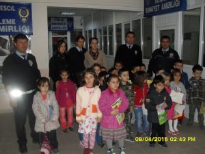 Servis Şoförü Ve Öğrencilere Trafik Eğitimi