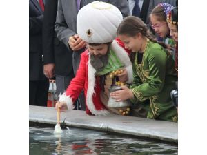 Sivas'ta "1. Bahar Şenliği" Düzenlendi