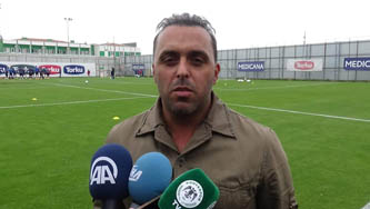 Konyaspor antrenmanına sürpriz ziyaretçi