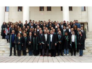 Cumhurbaşkanına Hakaret Ettiği Öne Sürülen Avukatın Tutuklanması