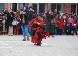 23 Nisan Ulusal Egemenlik Ve Çocuk Bayramı