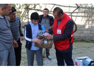 Türk Kızılayı'ndan Şırnak'taki Sığınmacılara Yardım