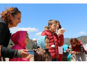 Askeri Üs Kapılarını Çocuklara Açtı