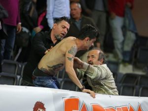 Voleybolda Derbi Öncesi Olay