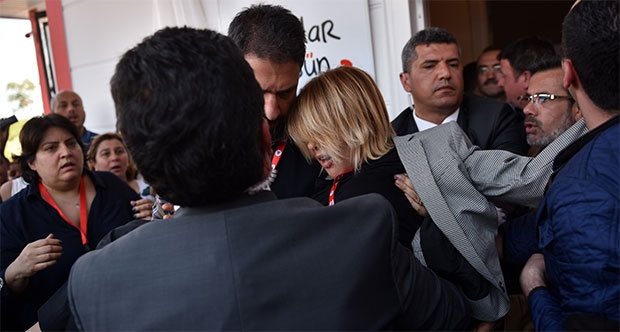 Gülben Ergen Hamile mi? Gülben Ergen neden bayıldı?