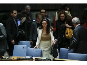 Bm Mülteciler Yüksek Komiserliği Özel Elçisi Angelina Jolie: