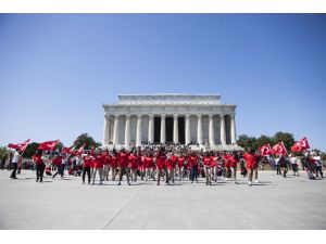 Abd'nin Başkentinde Türk Şöleni