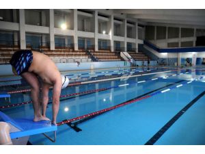 Önce Kanseri Ardından Rakiplerini Yendi