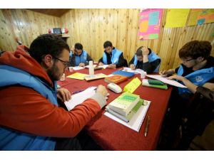 Tdv'den Yabancı Öğrenciler İçin "Liderlik Okulu" Projesi