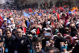 Başbakan Davutoğlu Erzurum'da konuştu