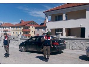 Belediye Başkanının Otomobilinin Kurşunlandığı İddiası