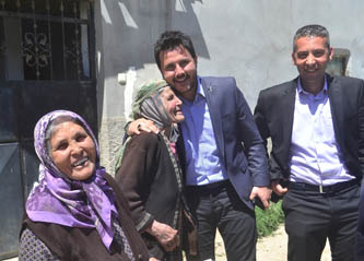 Kaya vatandaşlarla buluştu