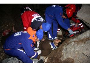 Doğa Yürüyüşünde Kayalıklardan Düştüler