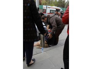 Ankara'da Yoldan Çıkan Araç Yargıtay Üyesine Çarptı