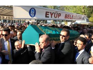 Ekrem Erdem’in Babasının Cenazesi Toprağa Verildi