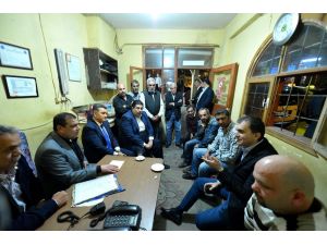 Kültür Ve Turizm Bakanı Çelik, Taksi Durağını Ziyaret Etti