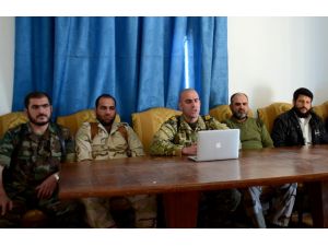 ABD'den Suriyeli muhaliflerin eğitimine devam kararı