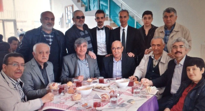 Yakup Sezgin oğlunu evlendirdi