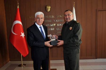 Jandarma'dan Koca’ya ziyaret