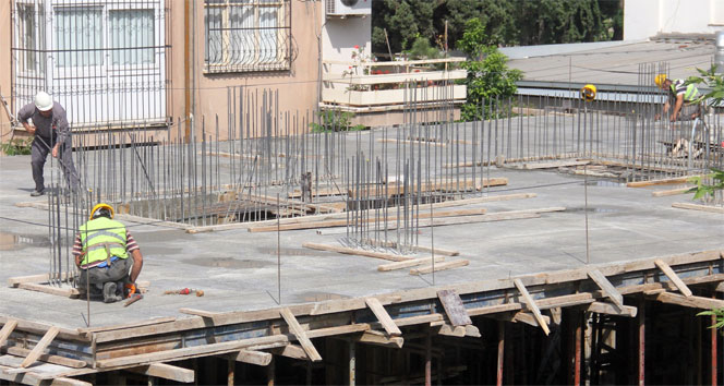 İşçiler ‘Emek ve Dayanışma Günü’nde de çalıştı TIKLA-İZLE