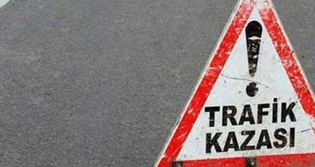 Kırşehir'de İki Otomobil Çarpıştı: 6 Yaralı