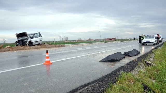 Konya'da Ağabey Kardeş Kazada Can Verdi