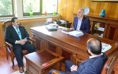 Özdemir Büyükşehir'i ziyaret etti