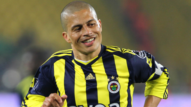 Alex'ten Galatasaray'a cevap