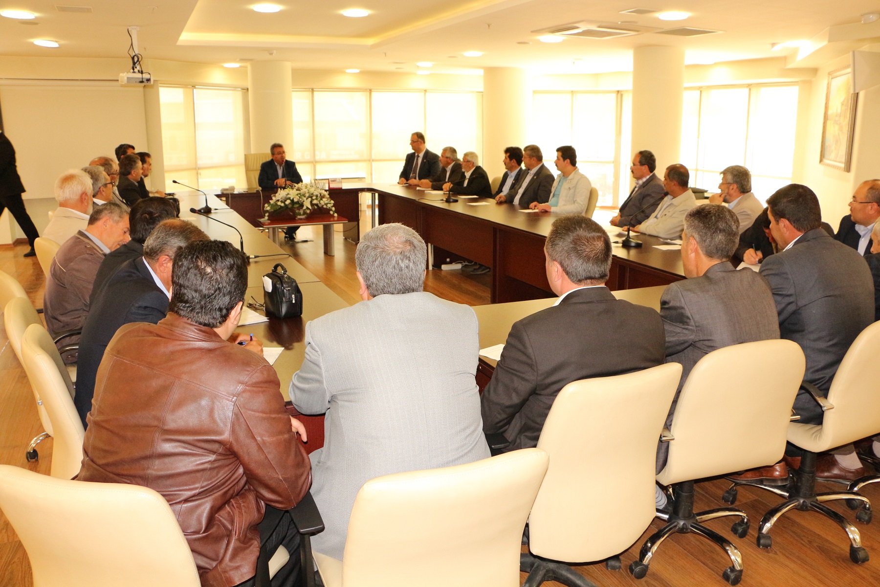 Hançerli muhtarlar ile biraraya geldi