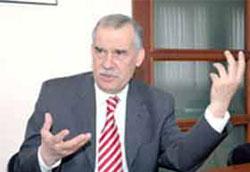 Efsane Ülkücü Tolon'u morartmış