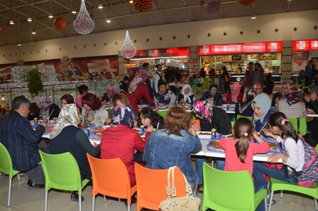 Belediye anneleri sinemaya götürdü