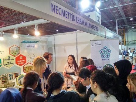 NEÜ Üniversiteler Tanıtım Fuarında