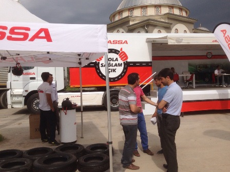 Lassa Konyalı şoförlerle buluştu
