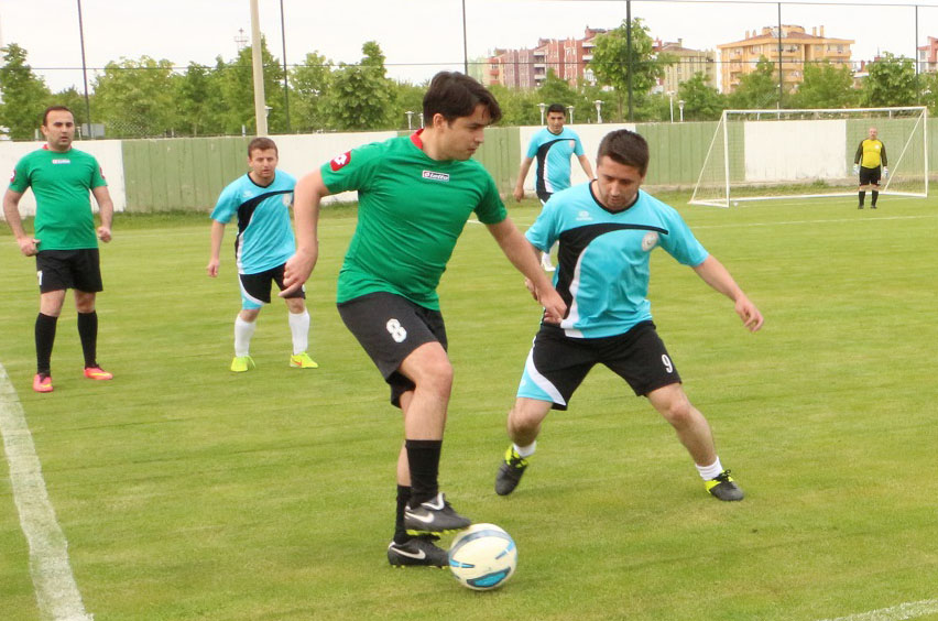 Bahar Futbol Turnuvası'nda çeyrek final mücadelesi başlıyor