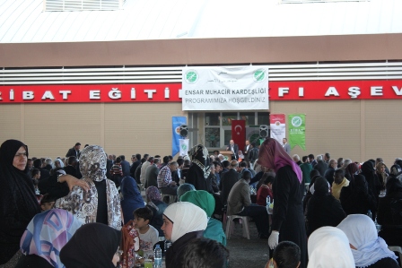 Muhacir-Ensar kardeşliği pekişti