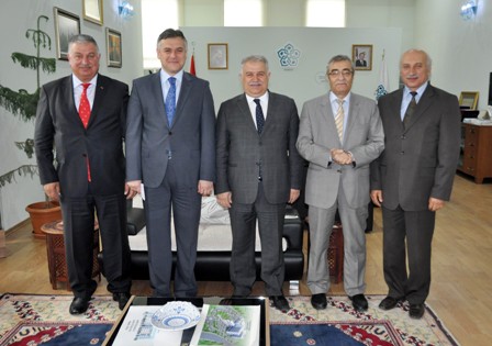 "Necmettin Erbakan Vakfı ile üniversitesi arasında işbirliği"