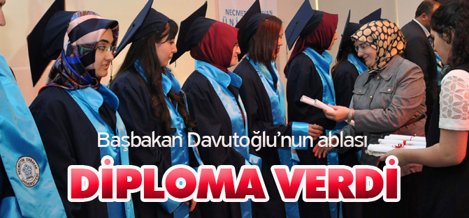 NEÜ AKEF’te mezuniyet heyecanı
