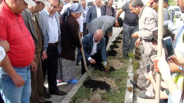 Milletvekili Baloğlu Akşehir'de seçim çalışmalarını sürdürüyor
