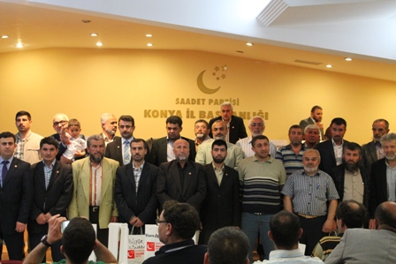 Saadet Partisi çalışmalarını sürdürüyor.