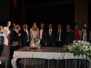 Büşra ile Ali evlendiler