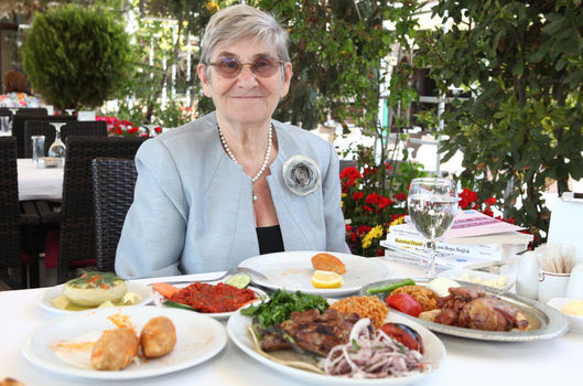 Canan Karatay: Konyalı çocuğu unutamam!