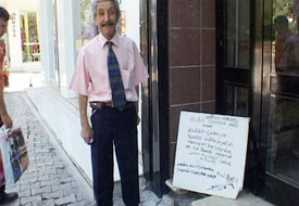 Bisikletini çalan hırsıza şiir yazdı