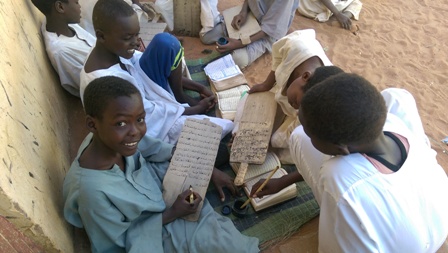 Aşevi taleberin sığınağı oldu