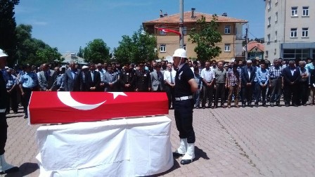 Kazada şehit düşen polis memleketi Hüyük’te toprağa verildi