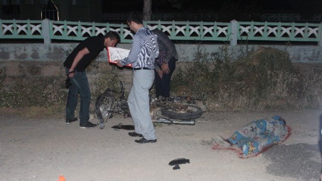 Konya'da Motosiklet Cami Duvarına Çarptı: 1 Ölü