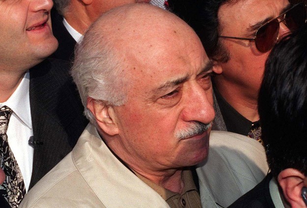 Gülen’in 9 altın saatinden biri o isimde!