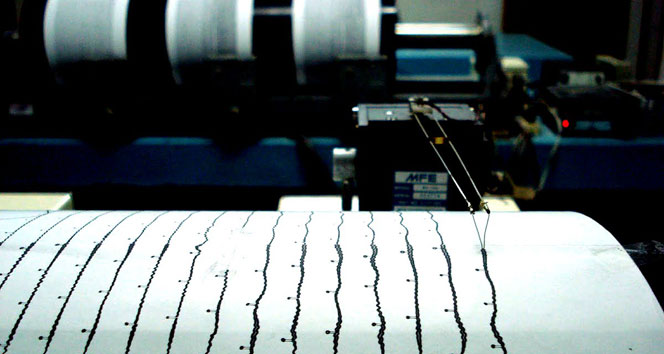 Japonya 8.5'le sallandı