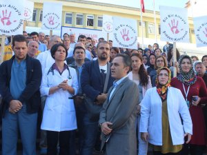 Beyşehir’de doktorlardan sağlıkta şiddete tepki